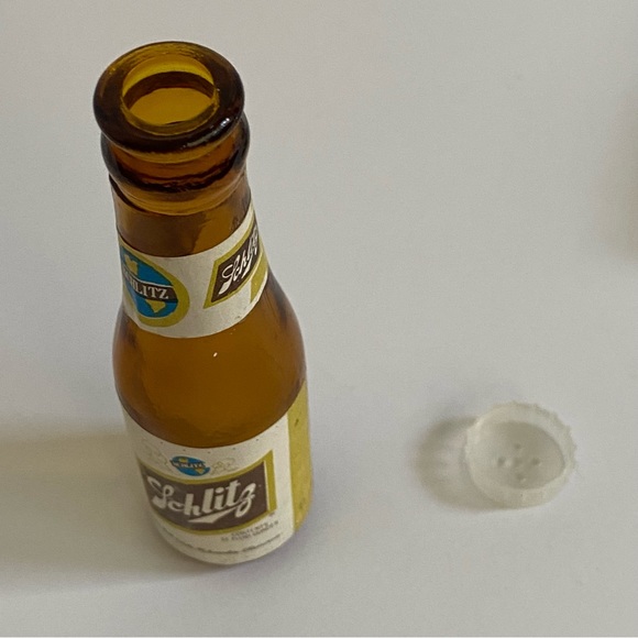 Vintage Schlitz Miniature Beer Bottle Salt and Pepper Bottles Pair Brown 4” - Picture 9 of 13